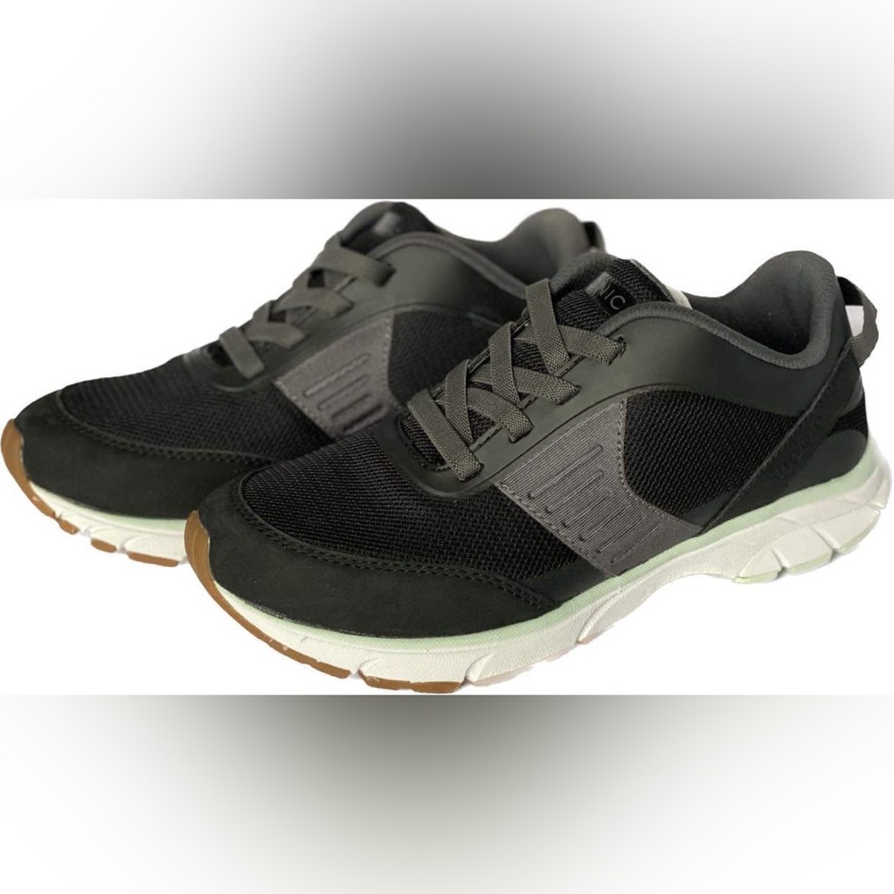 VIONIC Seville Black Mesh Sneaker Women’s 7